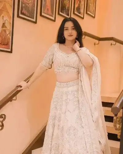 Escort Service In Khambhalia